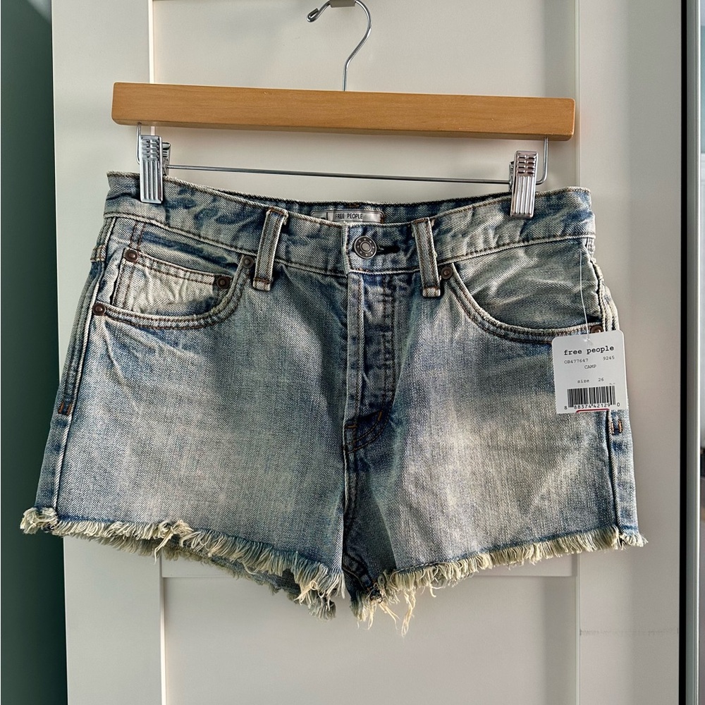Free People Uptown Women's Cut-Off Denim Shorts, Size 26 Color Camp, NWT
